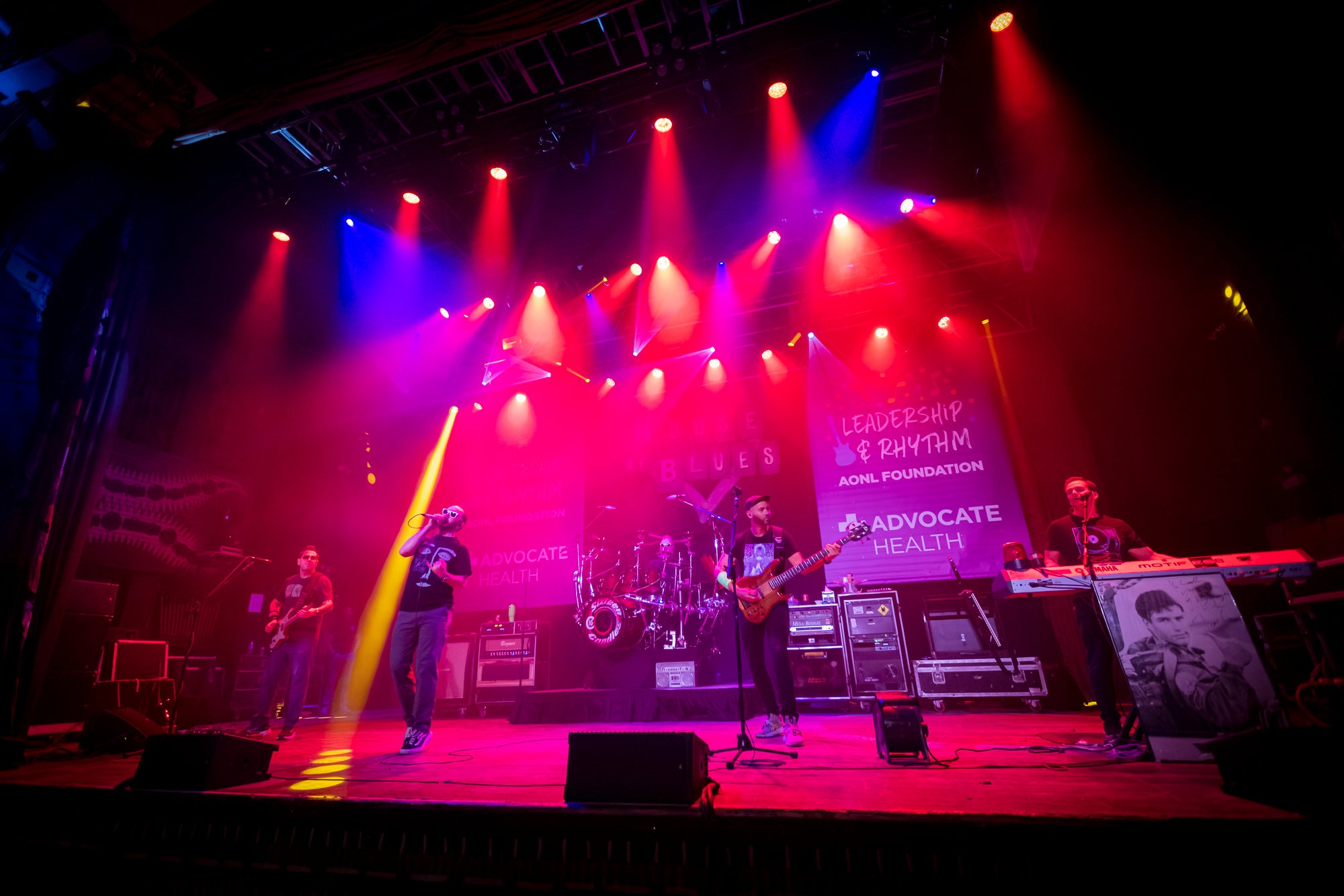 Sixteen Candles Performs at House of Blues